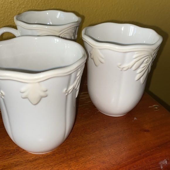 Donated Lenox 3 piece coffee cup set - Picture 8 of 8